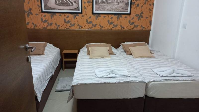 House 1 Apartment 3