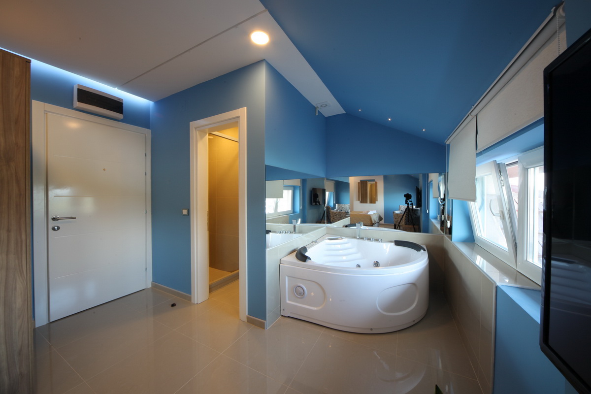 apartment-8-lux-blue-see-005